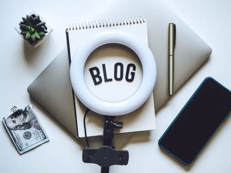 How to Start a Travel Blog in 2025
